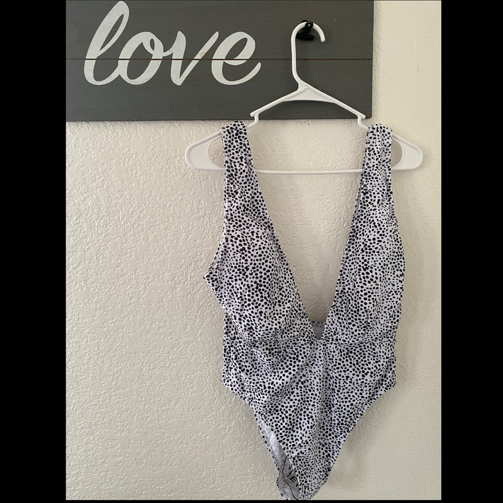 Bathing suit